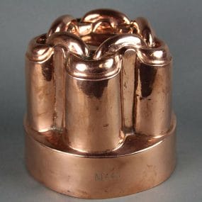 Victorian Copper Jelly Mould - Chain-Link Motif